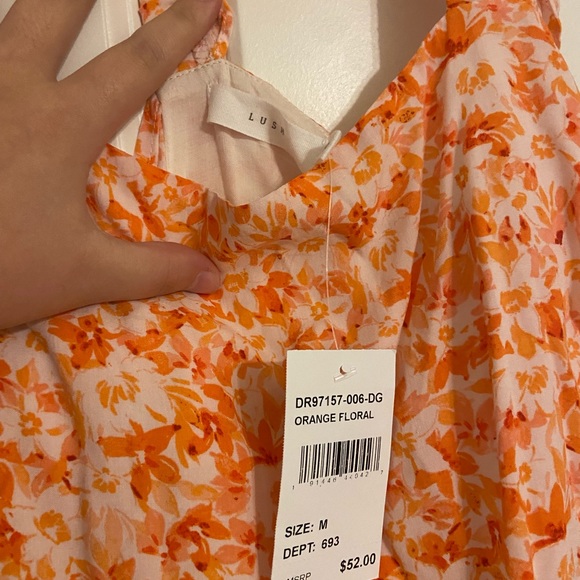 Dress - Picture 3 of 3